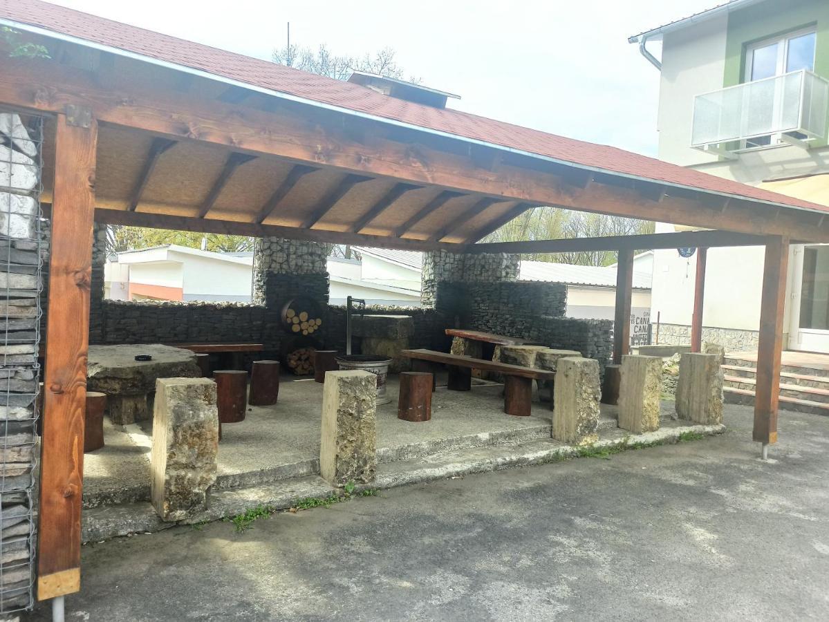 Motel Sofer Volkovce 外观 照片